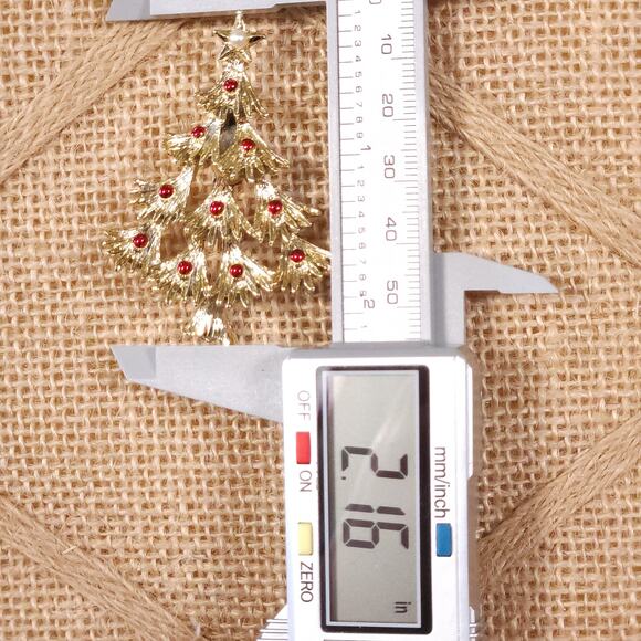 Festive Golden Christmas Tree Brooch, Vintage Christmas Themed Pin - Picture 7 of 10